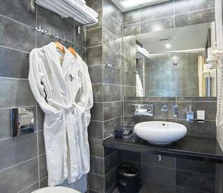 Отель NEMO Hotel Resort & Spa Одесса Два смежных двухместных номера с 1 кроватью и видом на море-6